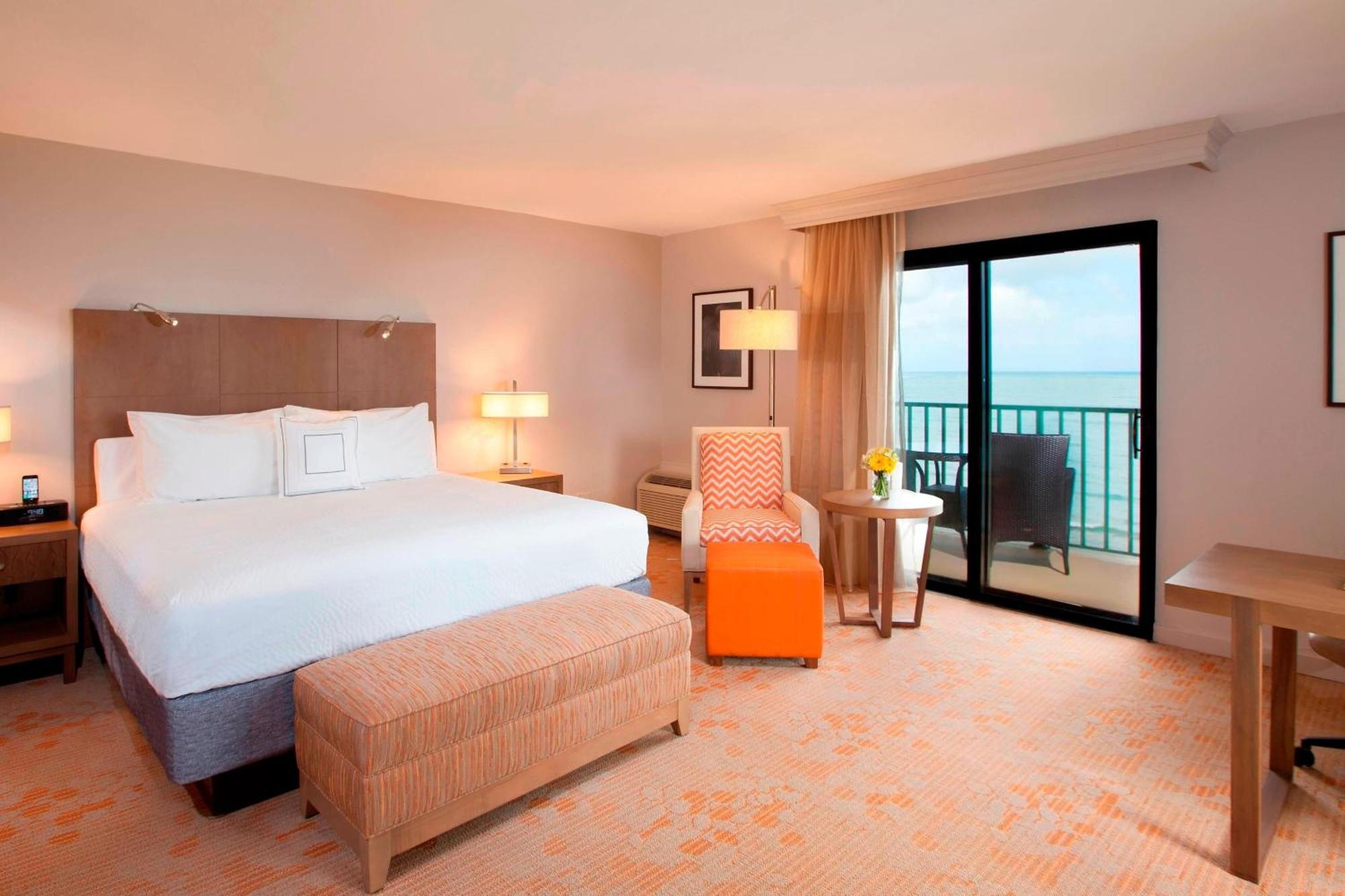 Courtyard By Marriott Isla Verde Beach Resort San Juan Exterior foto
